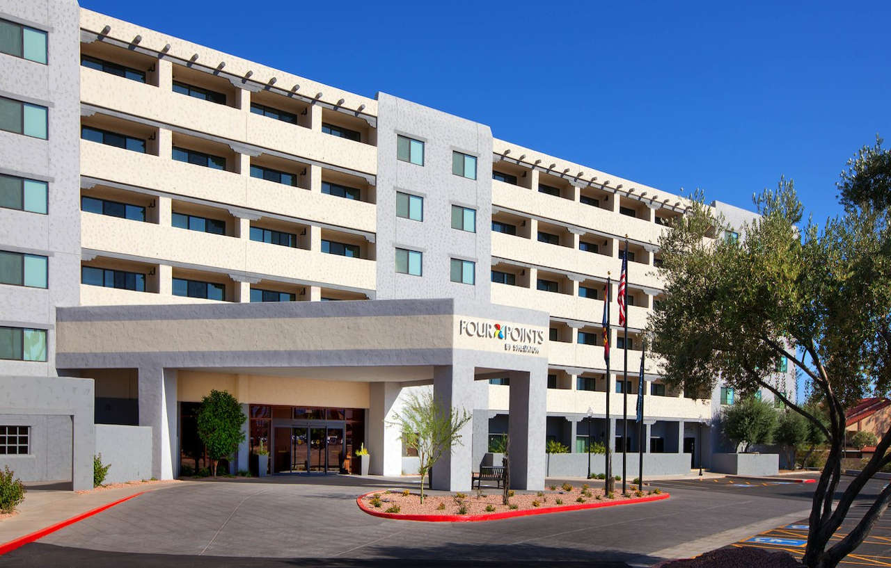 Four Points By Sheraton Phoenix South Mountain Экстерьер фото