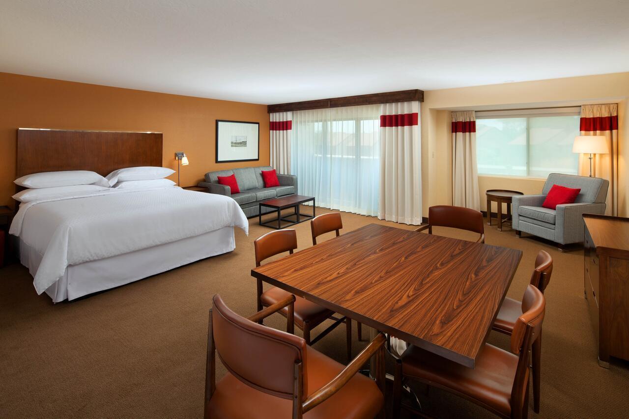 Four Points By Sheraton Phoenix South Mountain Экстерьер фото