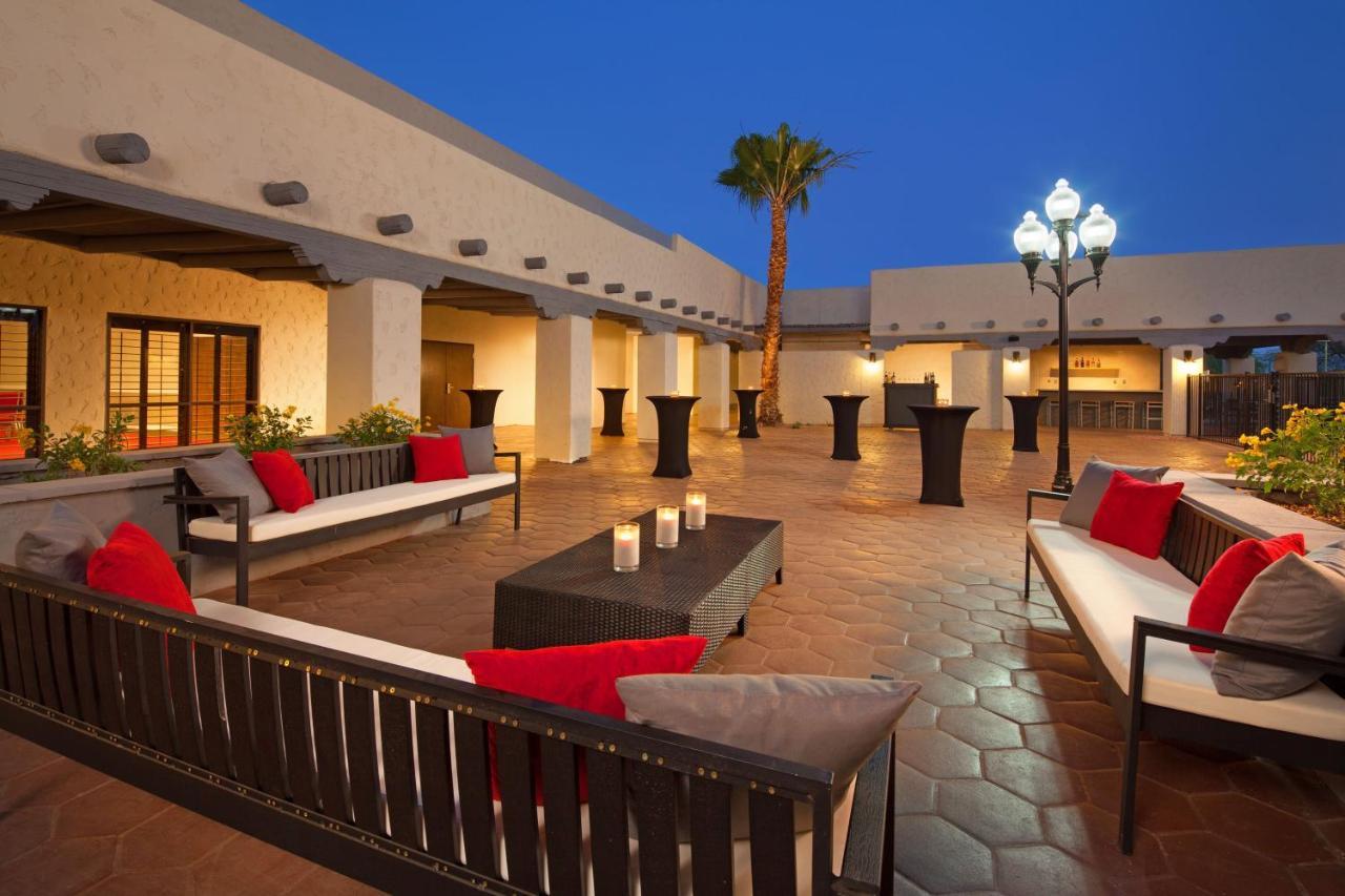 Four Points By Sheraton Phoenix South Mountain Экстерьер фото
